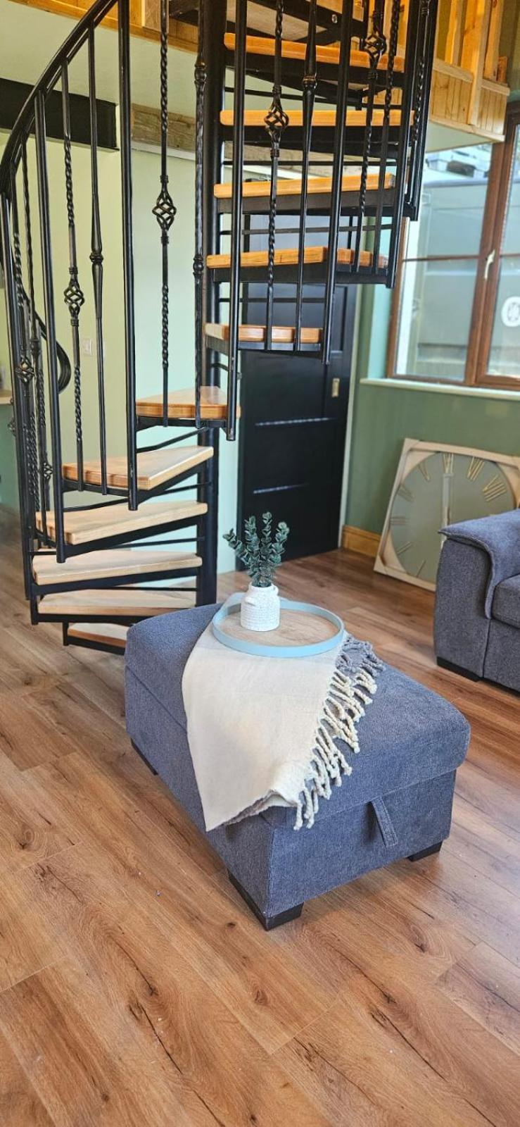 Mount Bolton Loft House
